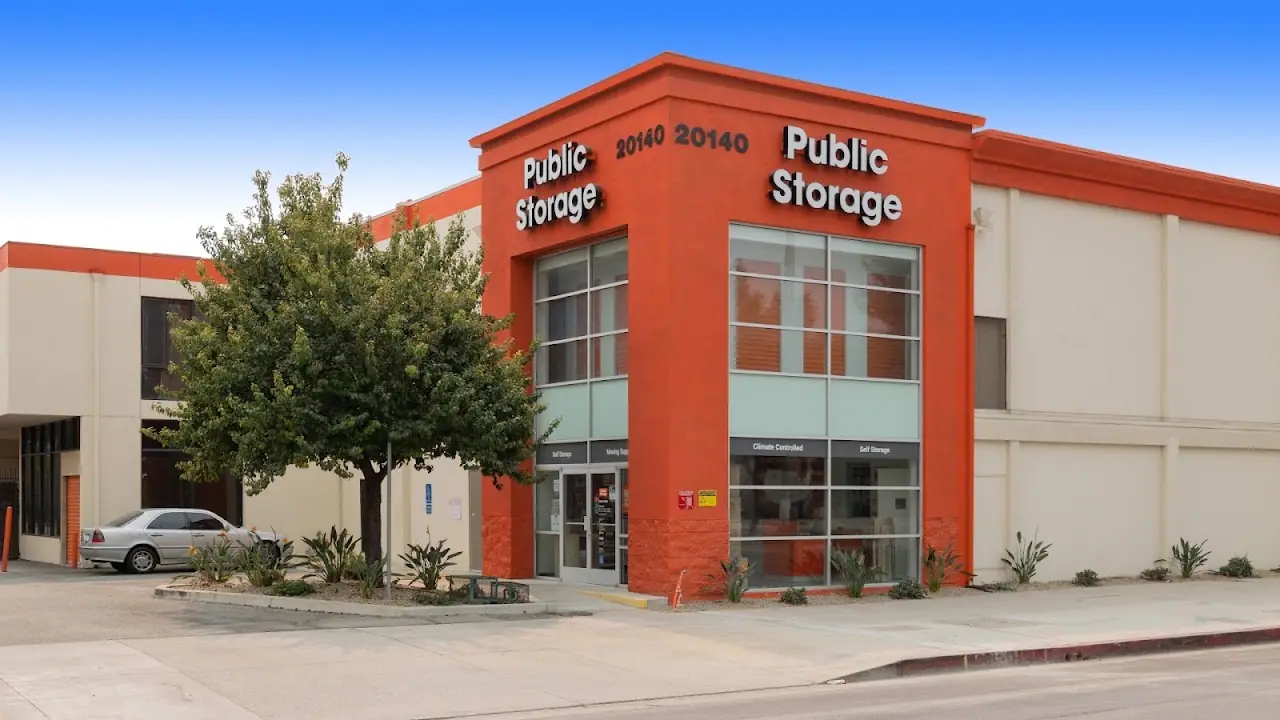 Public Storage, RV storage in Winnetka