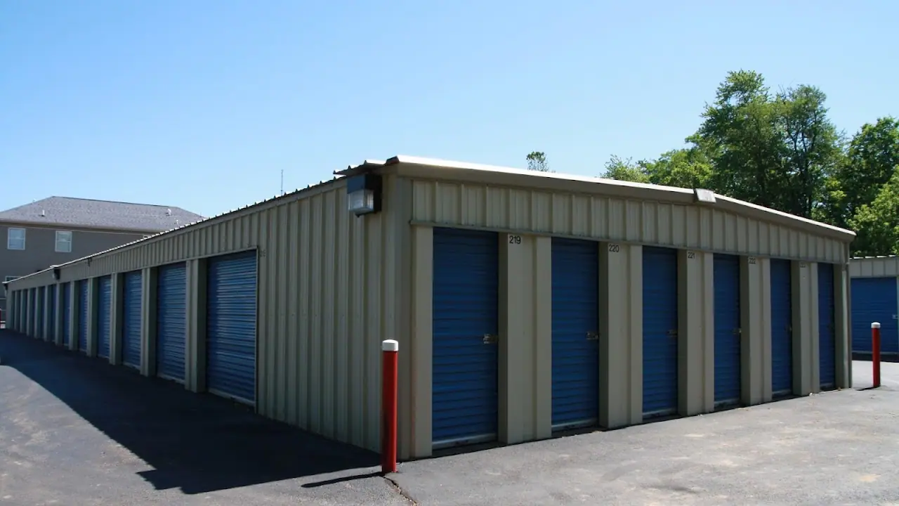 Cherokee Self Storage, RV storage in Batavia