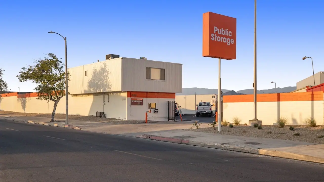 Public Storage, RV storage in Sun Valley