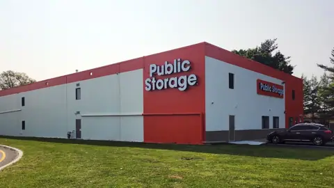 Public Storage photo 2