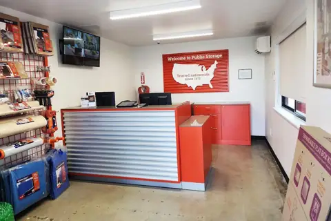 Public Storage photo 3