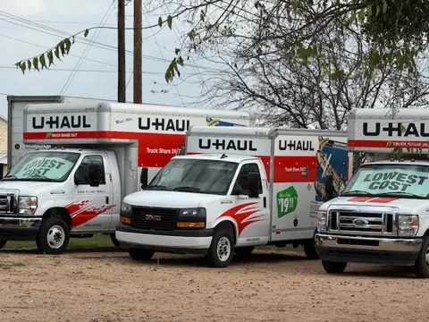 Z R BOAT AND RV STORAGE in Burnet, TX