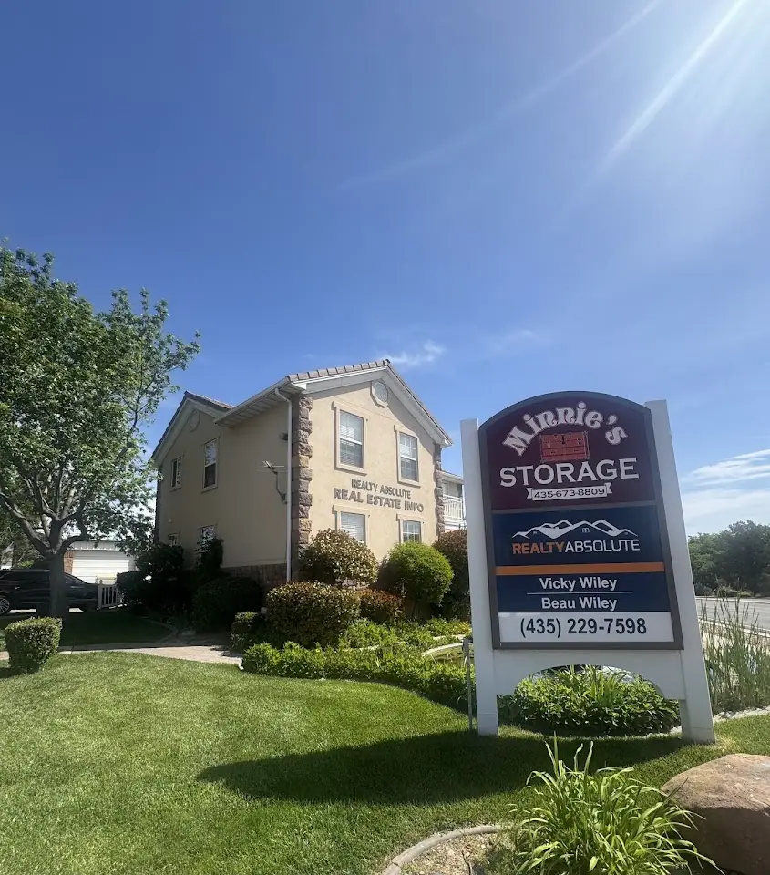 Minnie's Storage, RV storage in Washington