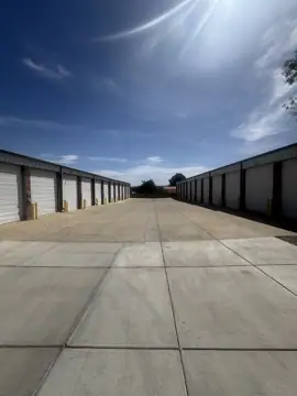 Minnie's Storage photo 2