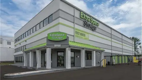 Extra Space Storage in Stamford, CT