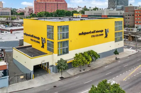 Safeguard Self Storage in Jamaica, NY
