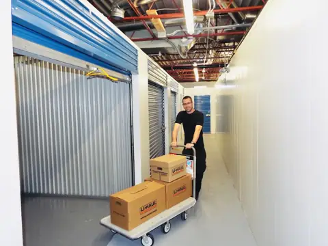 Self-Storage at U-Haul in Jefferson City, MO