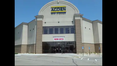 Acorn Mini Storage in Roseville, MN
