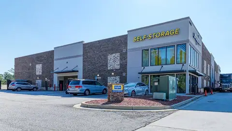 Snapbox Self-Storage in Lawrenceville, GA