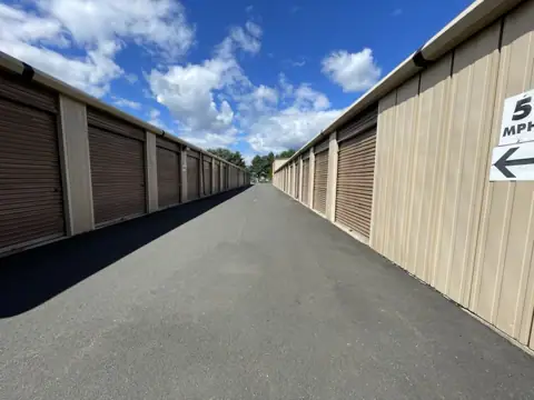 A Sure Thing Storage in Oxford, CT