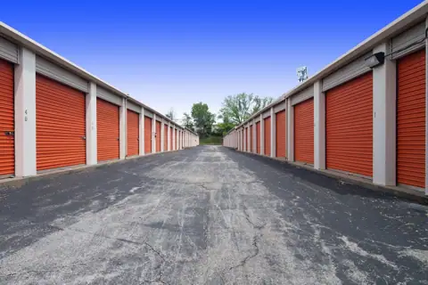 Public Storage photo 2