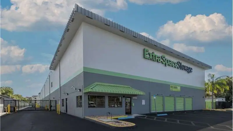 Extra Space Storage, RV storage in Miami