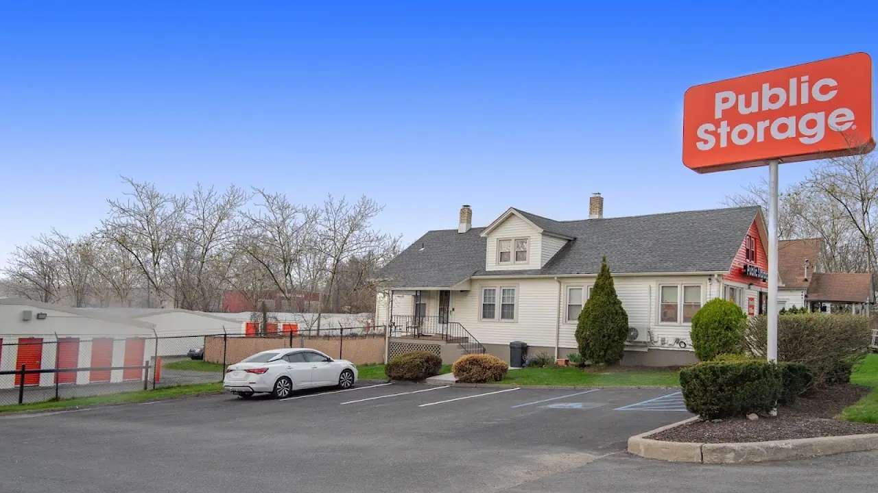 Public Storage, RV storage in New Windsor