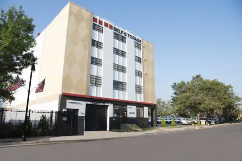 Self-Storage at U-Haul in Rockville Centre, NY