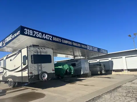 Bearcave storage in West Burlington, IA