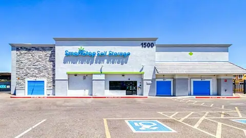 SmartStop Self Storage in Phoenix, AZ
