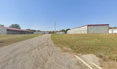 Lock N Roll Storage in Holden, MO