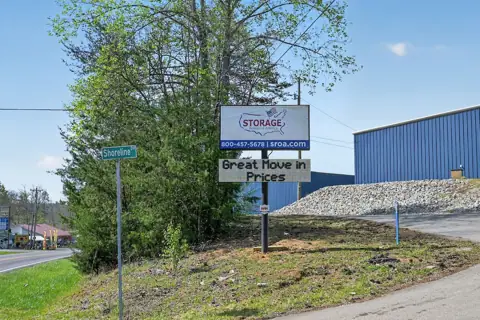 Storage Rentals of America in Somerset, KY