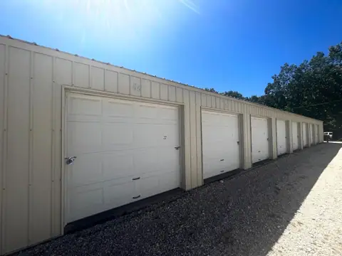 C & A Self Storage in Linn Creek, MO