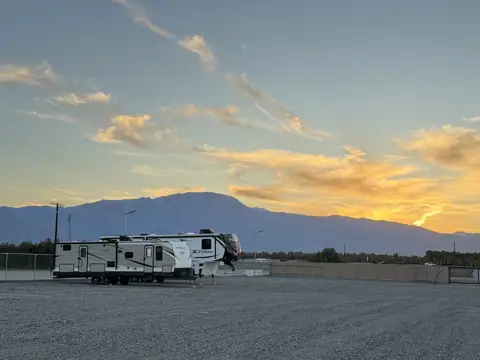 86 RV in Thermal, CA