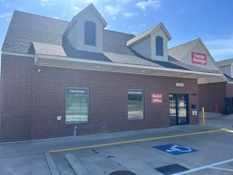 Public Storage photo 3