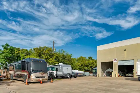 Mayes Industrial RV & Boat Storage in Carrollton, TX
