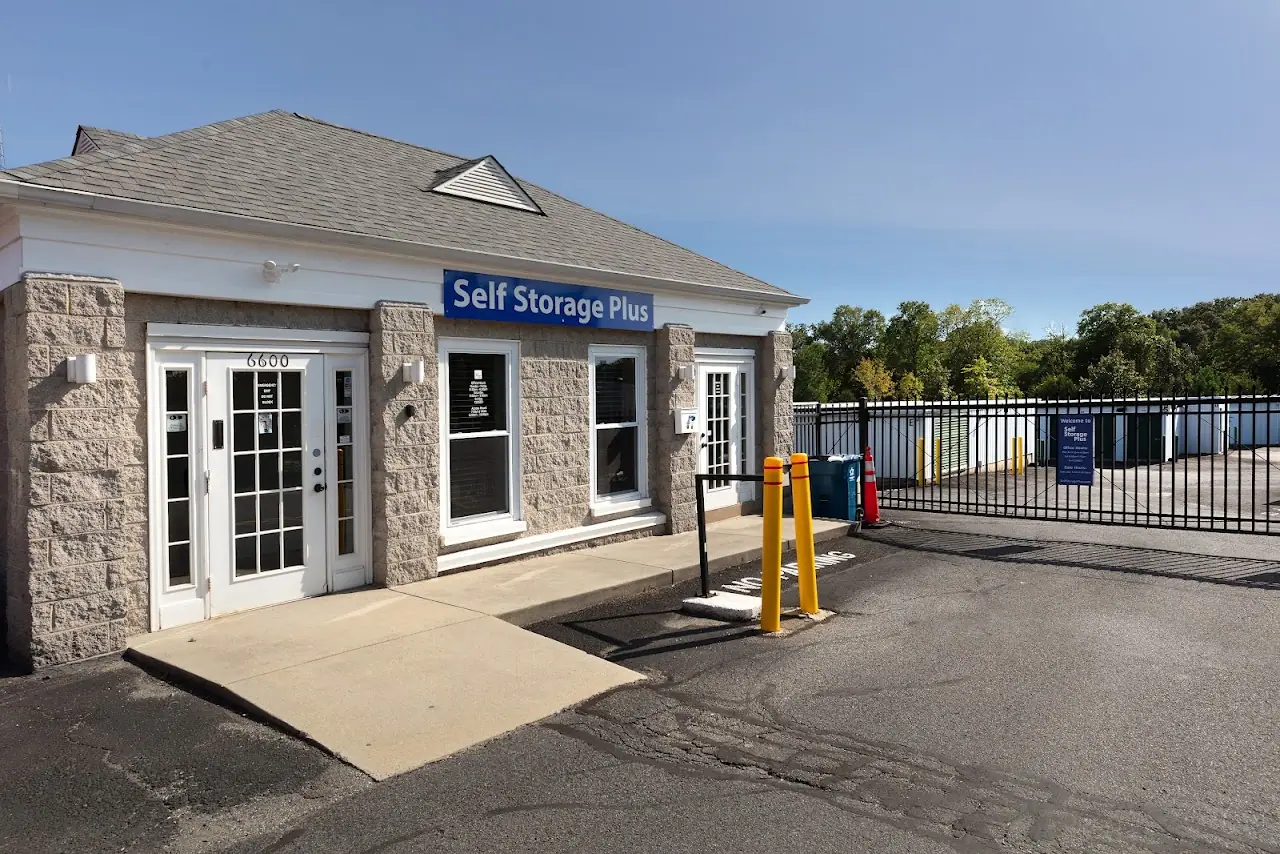 Self Storage Plus, RV storage in Haymarket