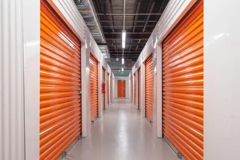 Public Storage photo 2