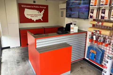 Public Storage photo 3