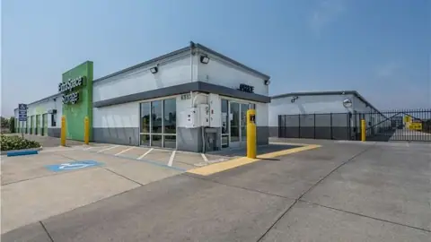 Extra Space Storage in Vallejo, CA
