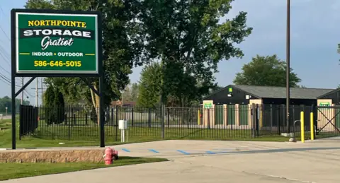 Northpointe Storage - Gratiot Ave in Lenox, MI