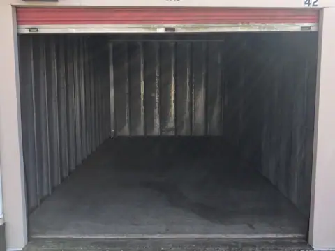 Mini Mall Storage - Nitro photo 3