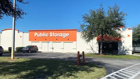 Public Storage photo 2