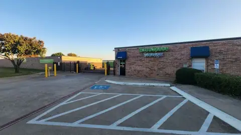 Extra Space Storage in Euless, TX