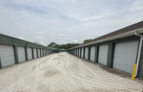 Miles of Storage in Chesterfield, IN