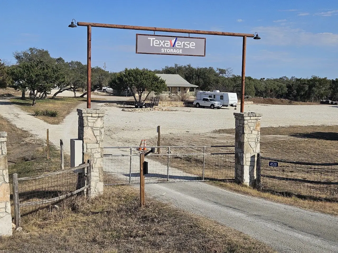 Texaverse Storage, RV storage in Blanco