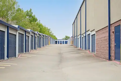 Public Storage photo 3