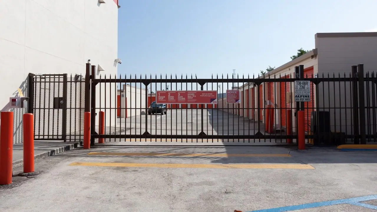 Public Storage, RV storage in Cutler Bay