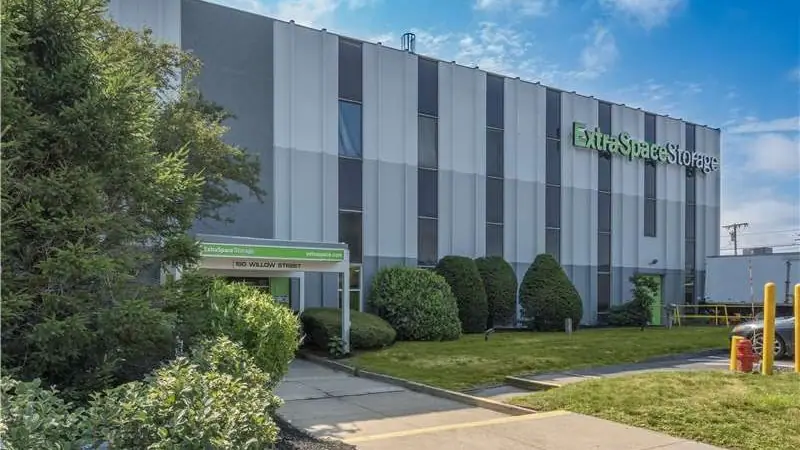 Extra Space Storage, RV storage in Waltham