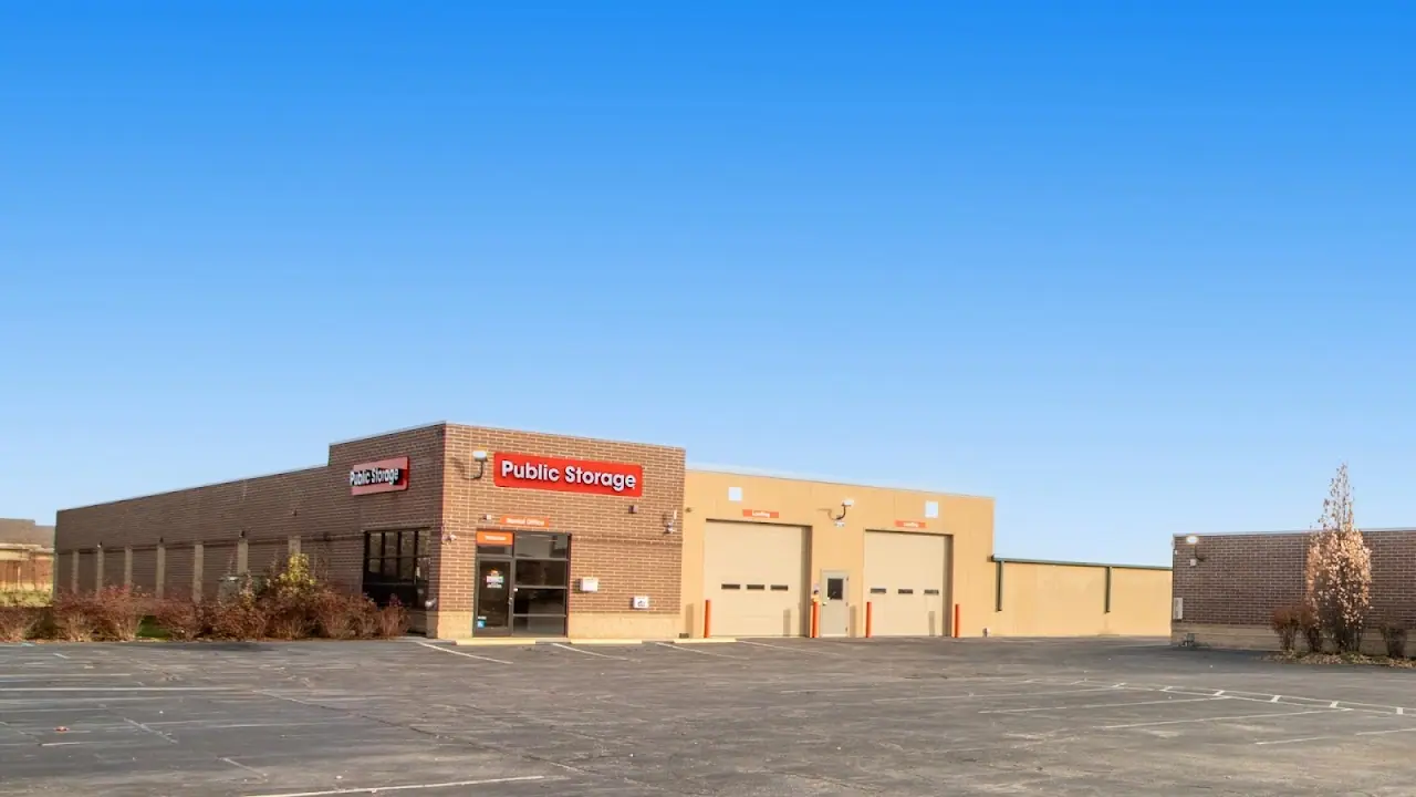 Public Storage, RV storage in Munster