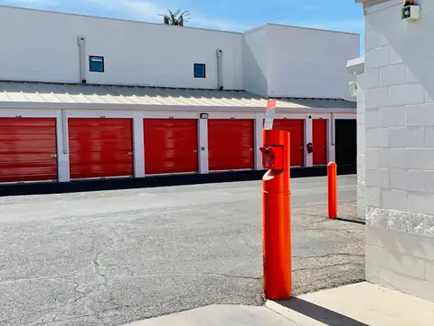 Public Storage photo 2