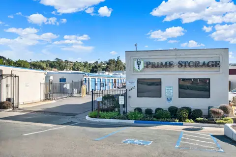 Prime Storage in Vista, CA