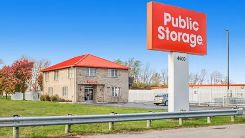 Public Storage photo 2