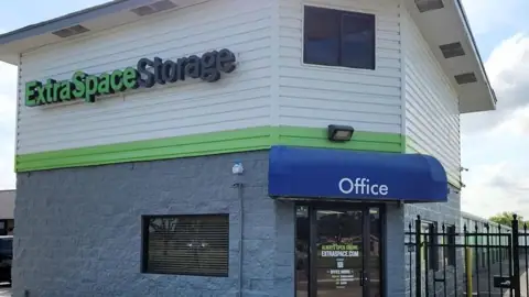 Extra Space Storage in Friendswood, TX
