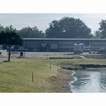 Emma V's Boat & RV Storage in Pearland, TX
