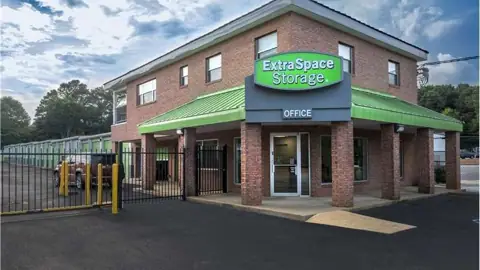 Extra Space Storage photo 2