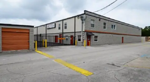 Storage Zone Self Storage and Business Centers in Longwood, FL