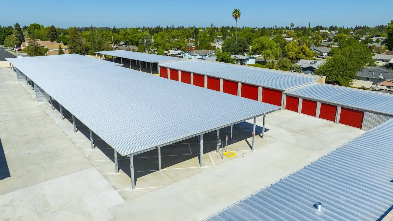 RoadRunner RV Storage, RV storage in Roseville