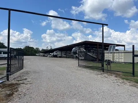 Red Barn Boat & RV Storage in Angleton, TX