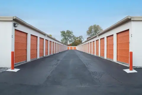 Public Storage photo 2